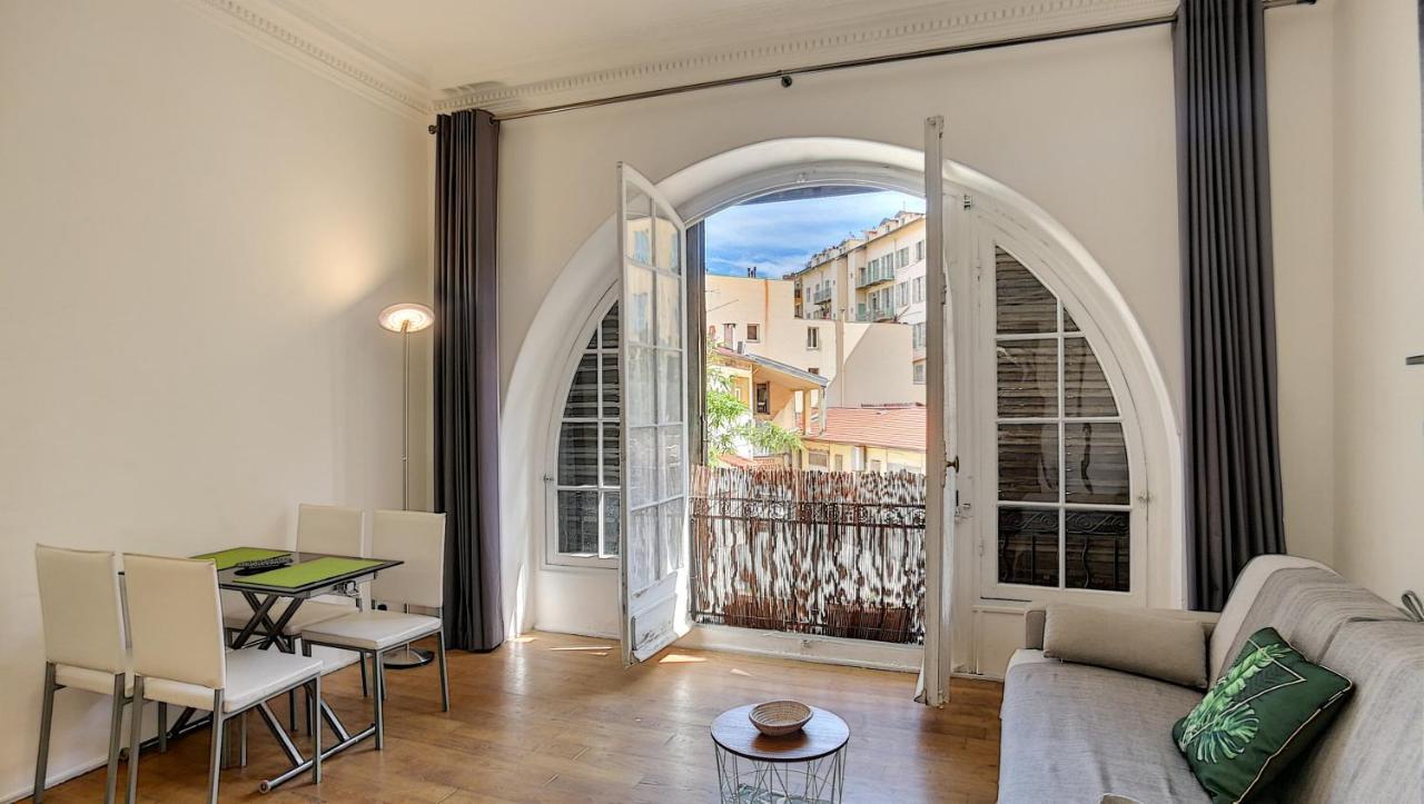 Atypique Studio Port De Nice Apartment Luaran gambar
